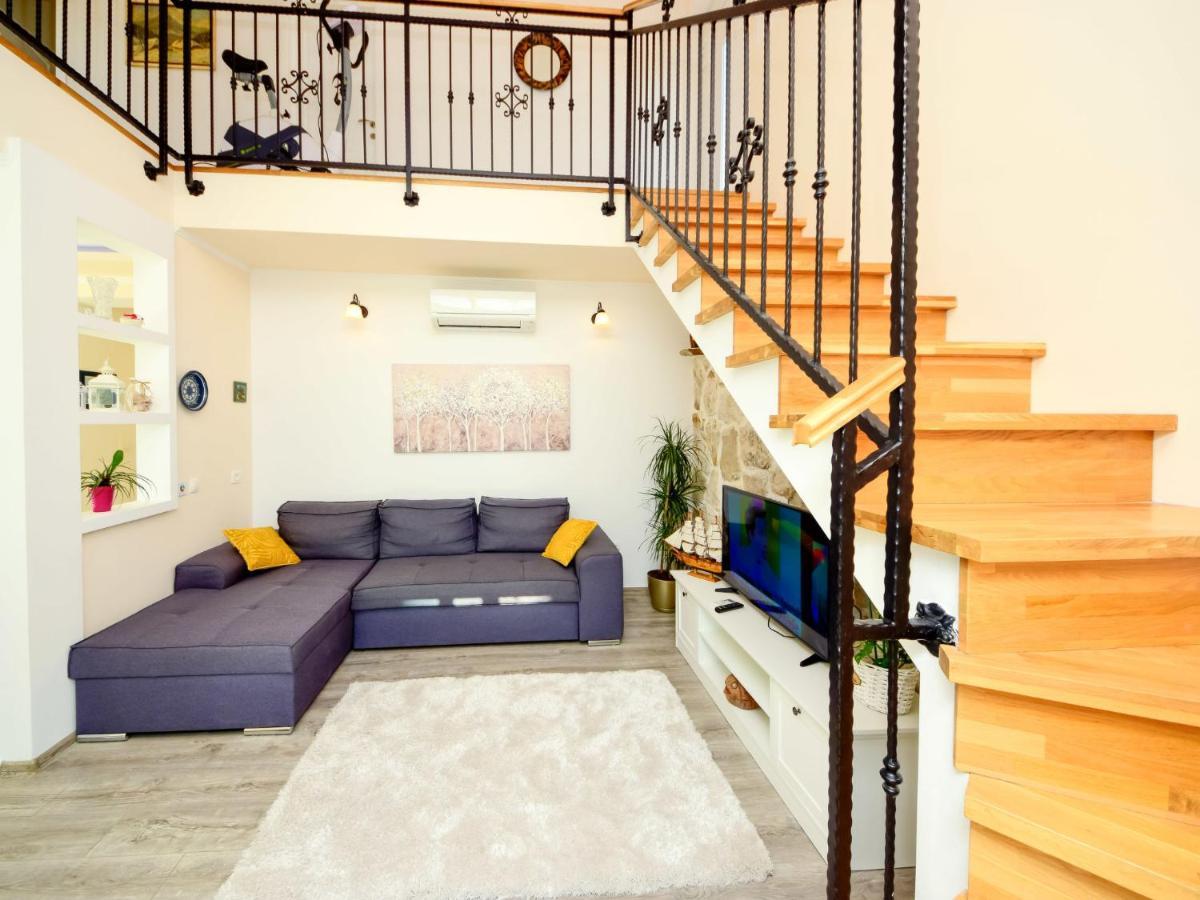 Holiday Home Lara By Interhome Omiš Eksteriør billede