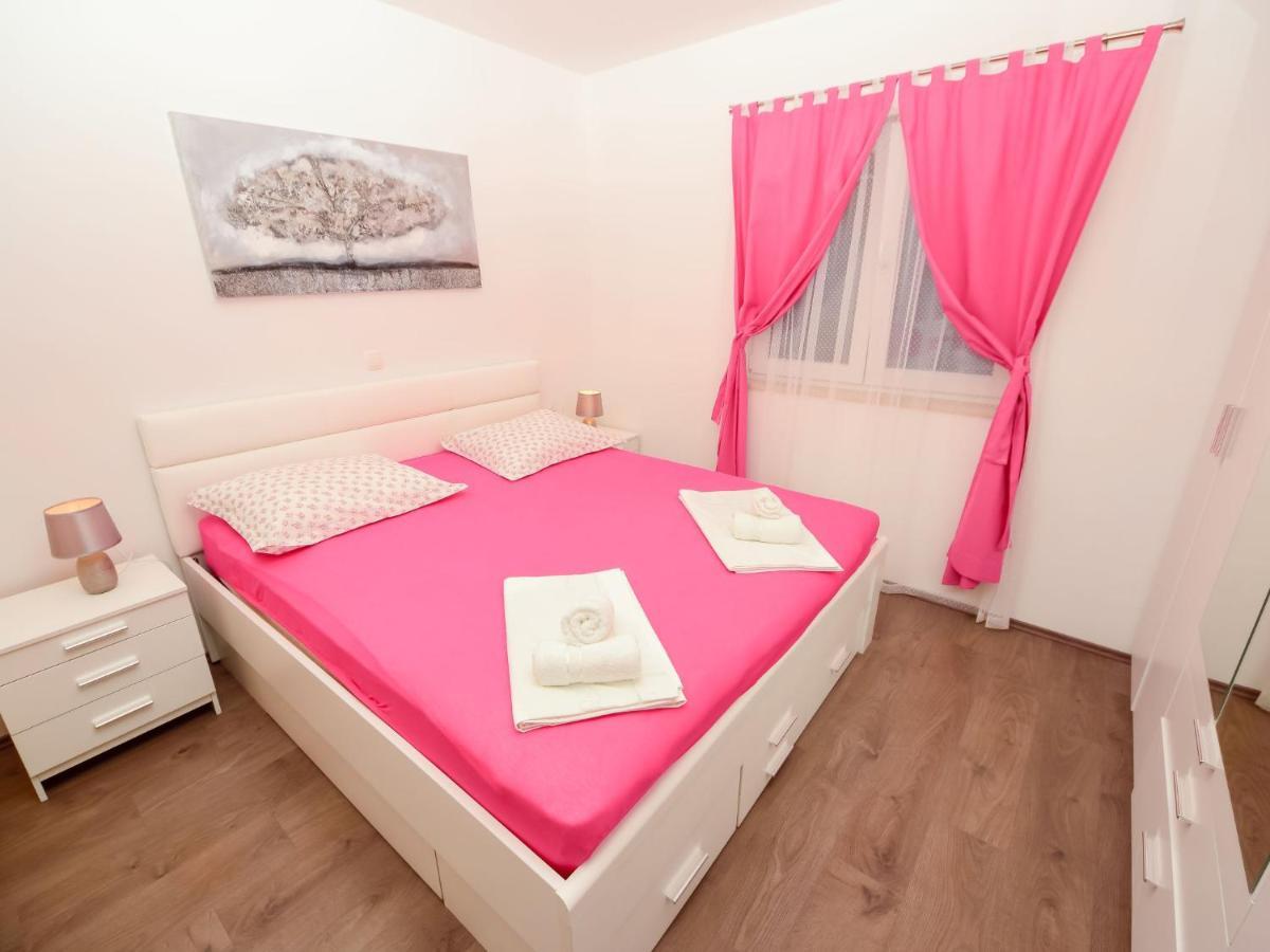 Holiday Home Lara By Interhome Omiš Eksteriør billede